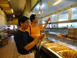 餐飲管理部用心做好迎新服務(wù)工作，傳遞校園第一份溫暖